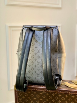 Louis Vuitton Discovery Backpack PM