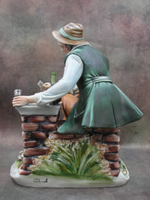 Статуэтка. Фарфор. Разложу пасьянс. Capodimonte. Италия