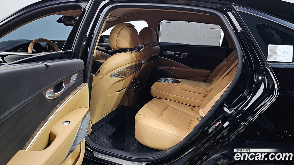 Kia The K9 (Quoris/K900) 3.8 GDI AWD (10.2020)