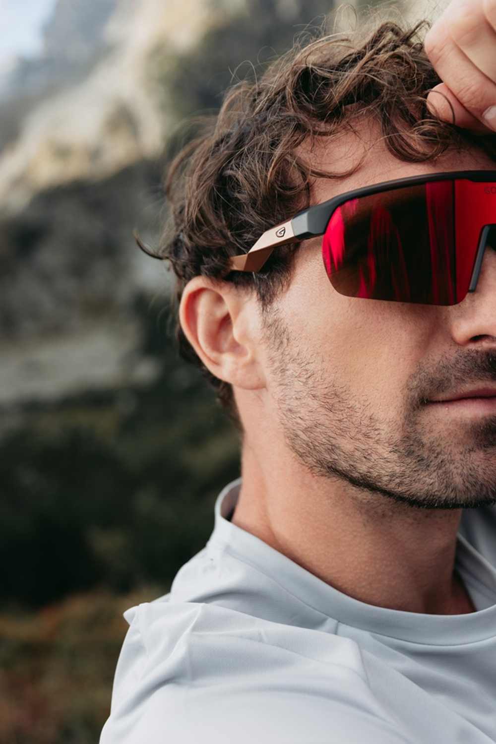 Спортивные очки GOG Hervor / Matt Cristal Black/Copper / Reflex Black-Red