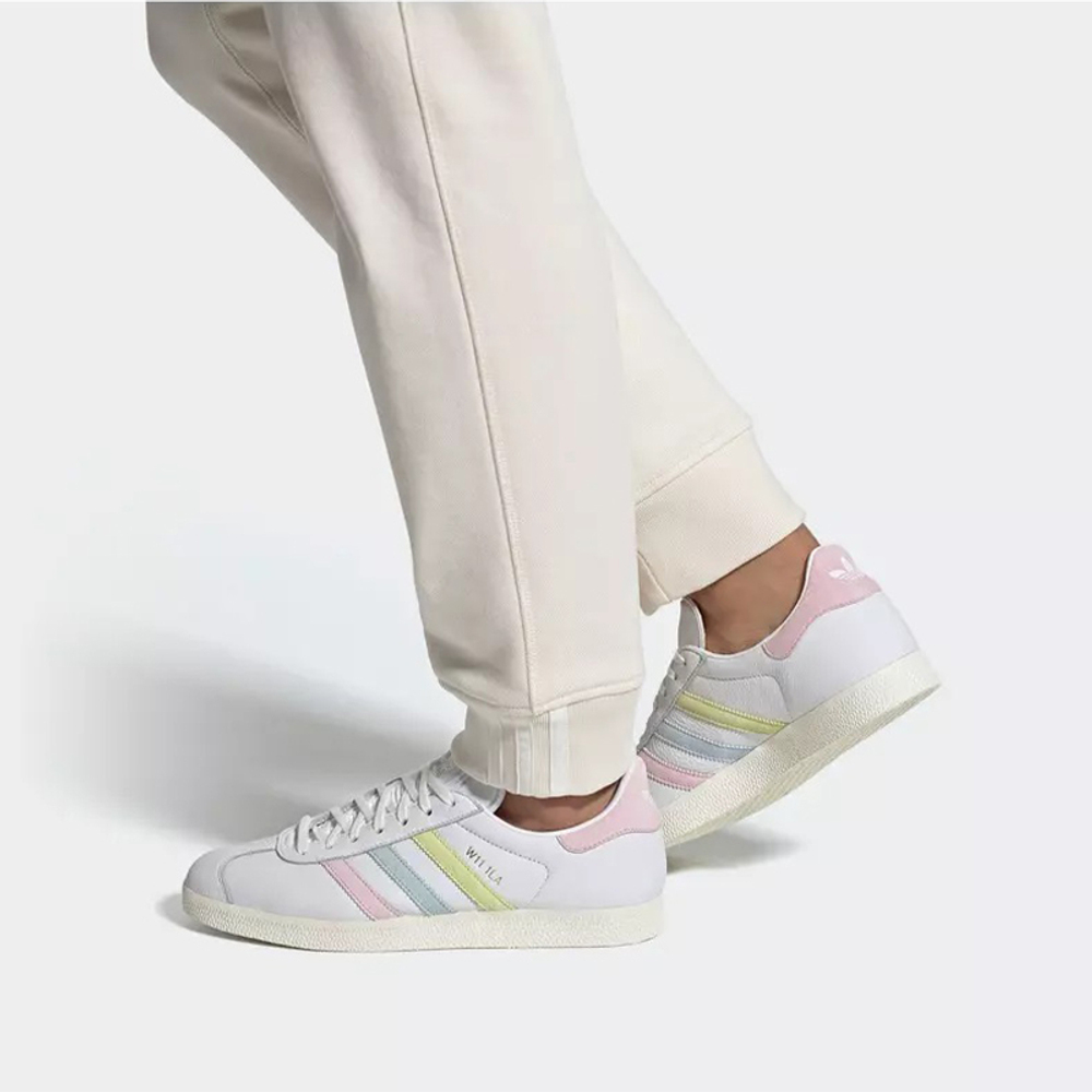 Adidas originals Gazelle non-slip low-top sneakers for men and women with the same white yellow powder