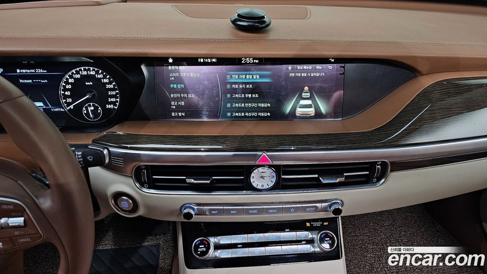 Genesis G90 3.8 AWD (08.2019)