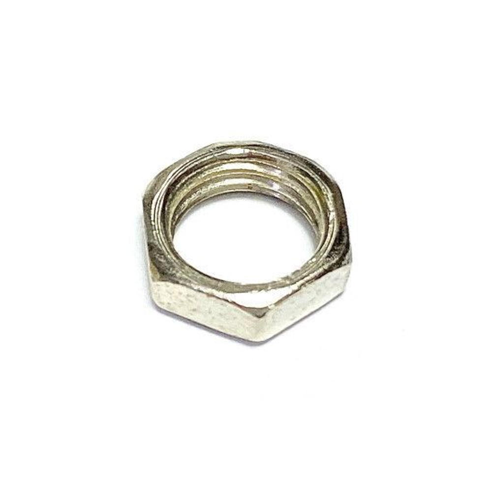 Гайка фиксации вентиля на диске 2 штуки (спасает от прокручивания камеры)