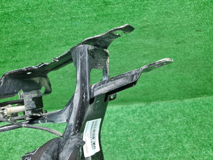 Кронштейн фары левый BMW X5 G05 (2018-н.в.)