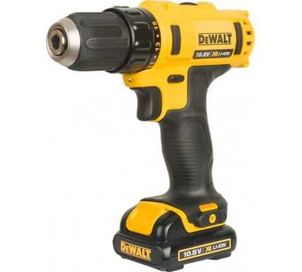 DeWALT дрель-шуруповерт DCD710C2