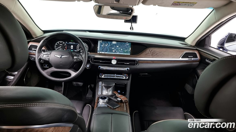 Genesis G90 5.0 AWD (04.2021)