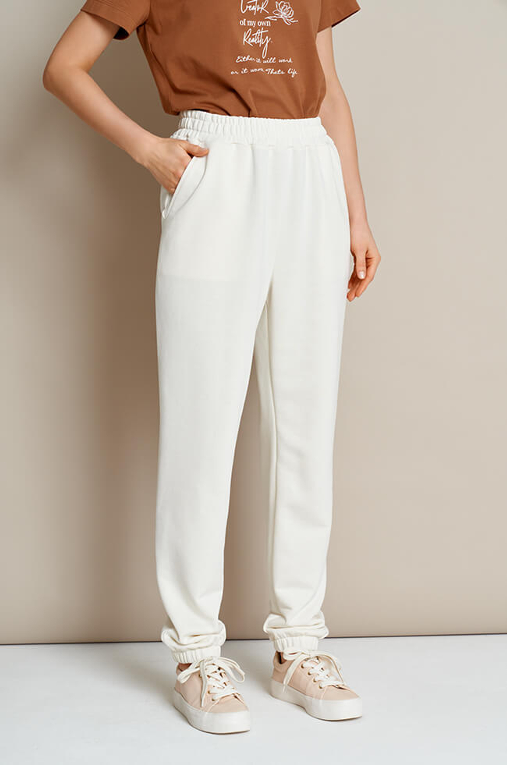 3881 Брюки женские (молочный)