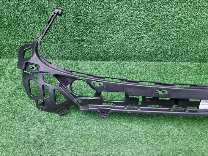 Кронштейн бампера Mercedes GLC X253 (19-22) AMG