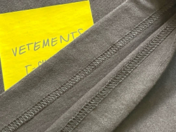 Футболка Vetements