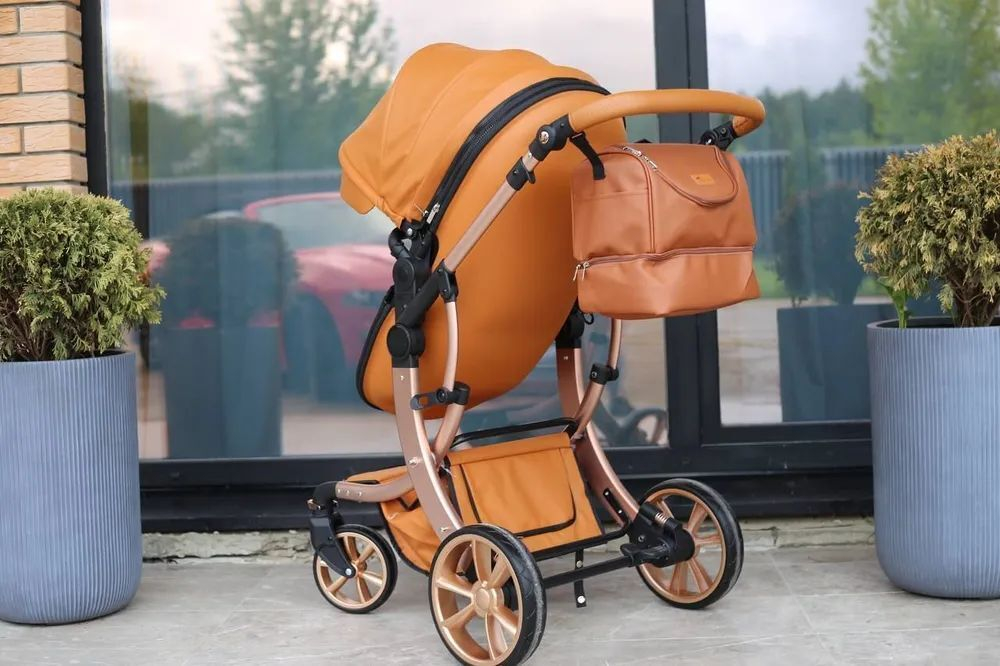 Коляска-трансформер 3в1 LUXMOM 608-2 с автолюлькой, коричневая ЭкоКожа