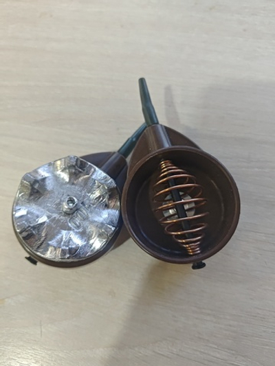 Кормушки с пруженка