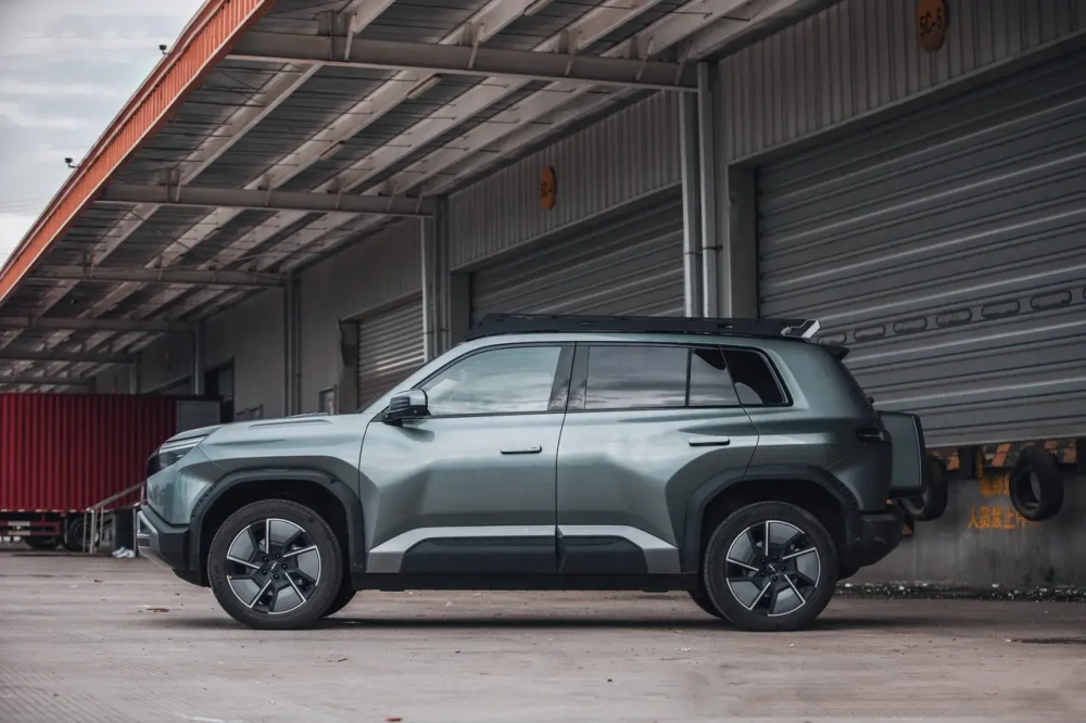 Платформа на крышу для BYD Leopard 3 Fang Cheng Bao 2025 леопард багажник органайзер на крышку люстра