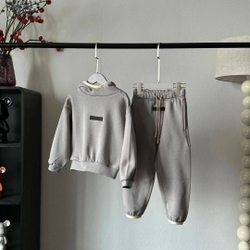 Костюм Essentials