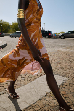 ZARA ПЛАТЬЕ МИДИ С ПРИНТОМ, РАЗНОЦВЕТНЫЙ