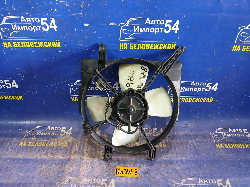 Диффузор радиатора двигателя MAZDA DEMIO 1998