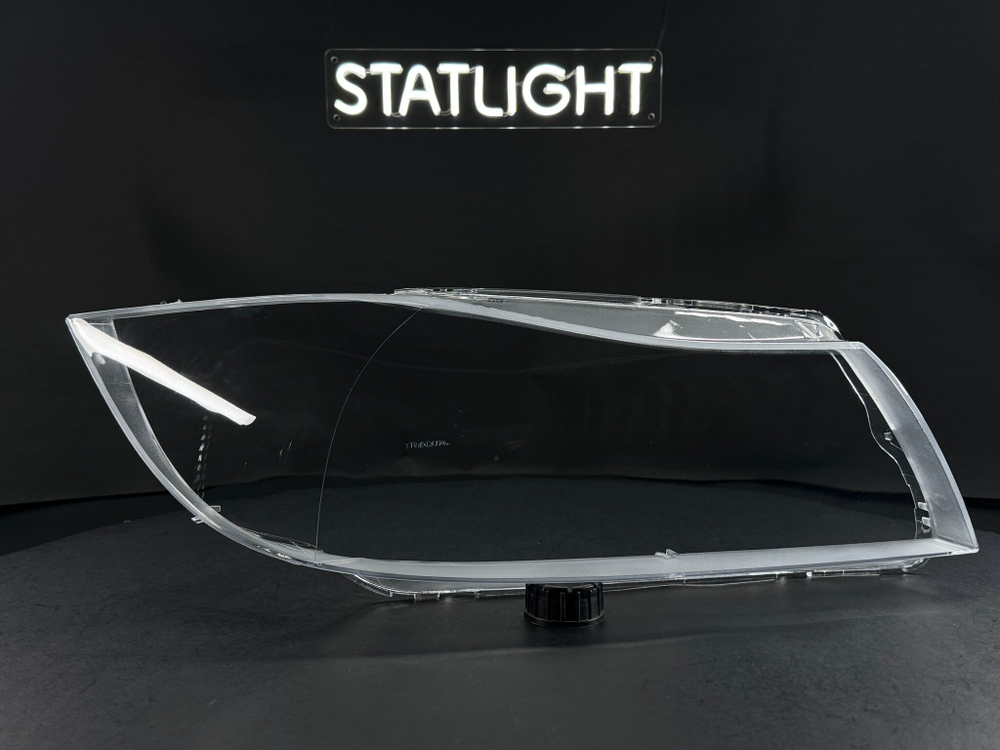 Правое стекло фары BMW E90 2004-2010 Галоген