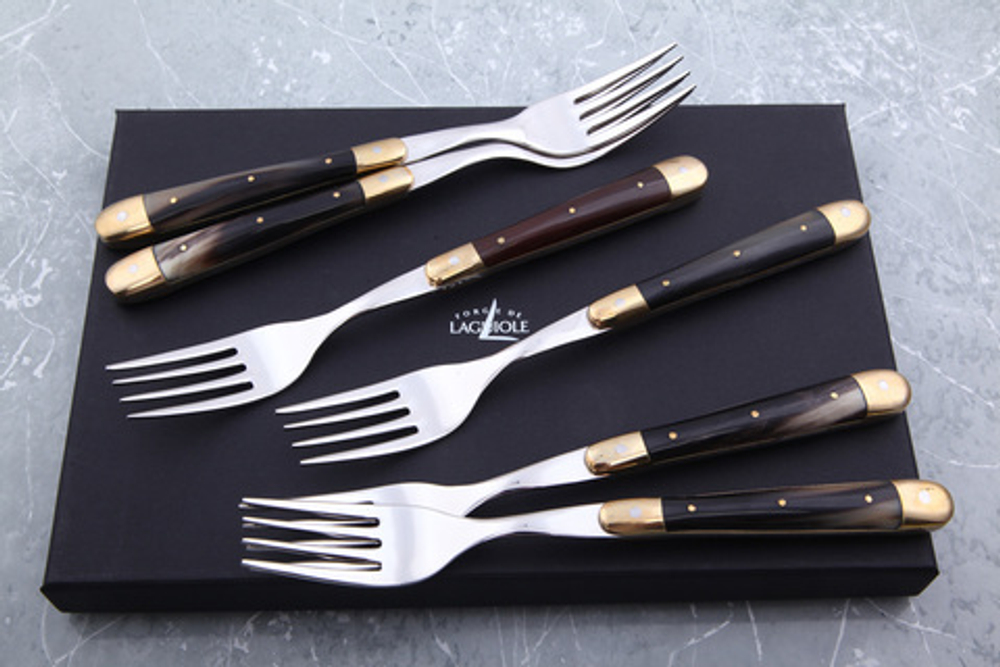 Set of 6 forks, 2 bolsters, horn tip handle