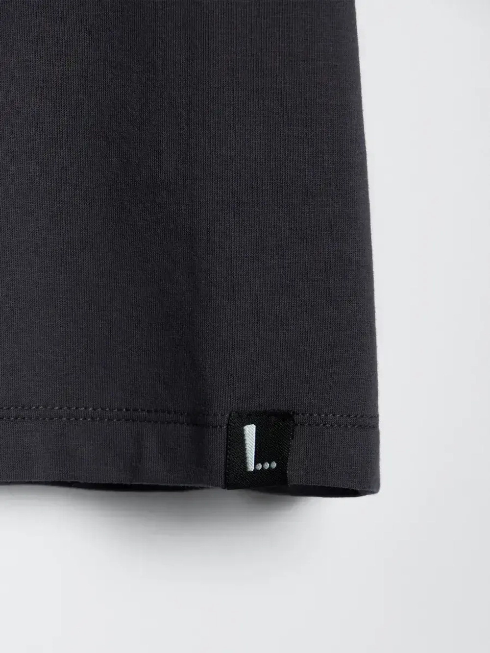 Футболка для девочки в школу