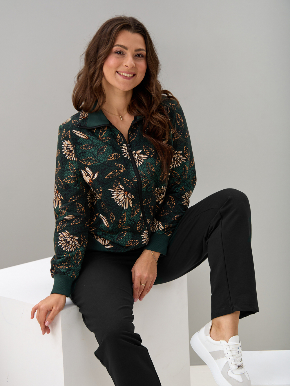 Толстовка К-184/изумрудный-хризантемы