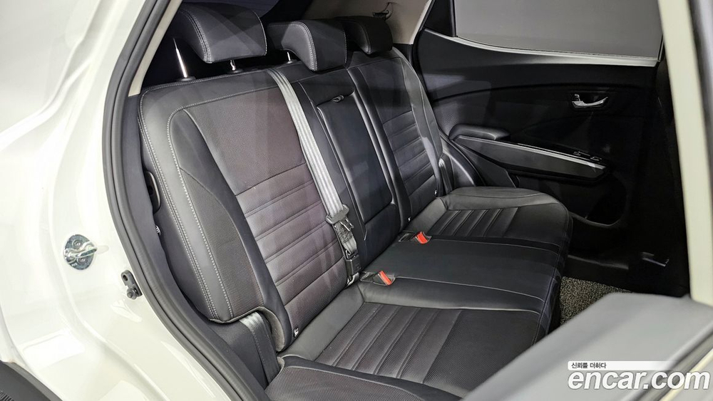 KG Mobility (Ssangyong) Very New Tivoli Бензин 1.5 2WD (09.2019)