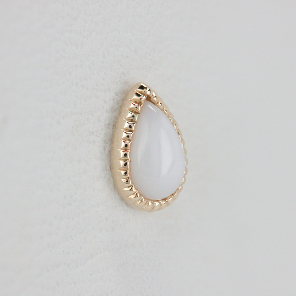 Grisant teardrop tops with natural stone