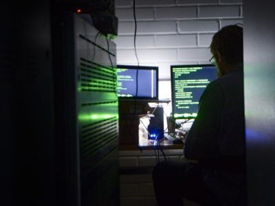 СМИ: в сети под видом YouTube распространяется опасный майнер