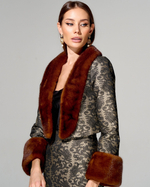 Укороченный жакет "Елизавета" из премиального жаккарда с меховой отделкой