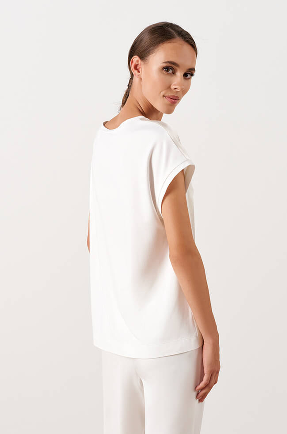 23031 Блузка женская (молочный)