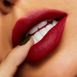 MAC Cosmetics Powder Kiss Liquid Lipcolour - жидкая матовая помада, 5 ml