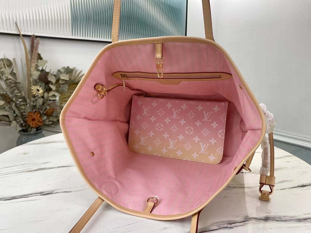 Louis Vuitton Neverfull MM