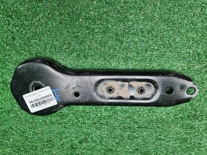 Кронштейн подрамника LR Discovery Sport (19-нв)