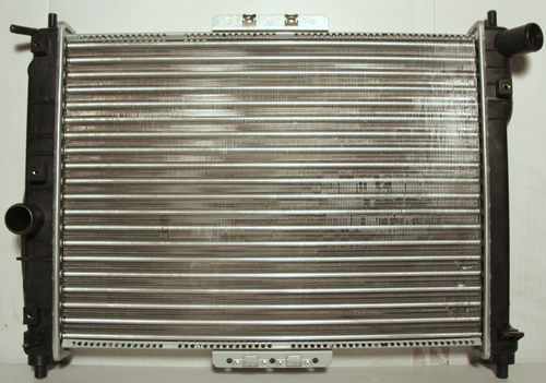 Радиатор охлаждения Chevrolet Lanos