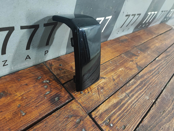 Накладка переднего бампера Mercedes G (W463) Б/У Оригинал A4638851302