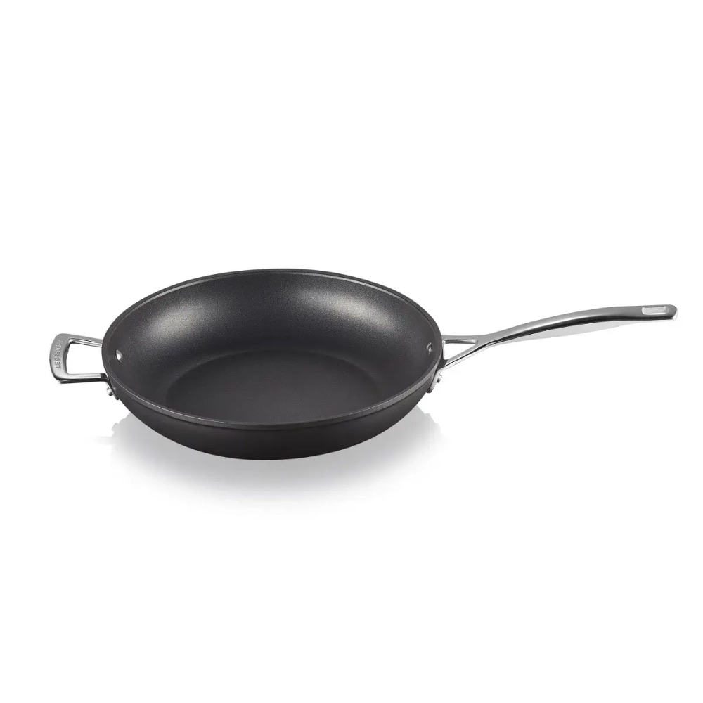 Le Creuset Сковорода PRO с антипригарным покрытием 30см.