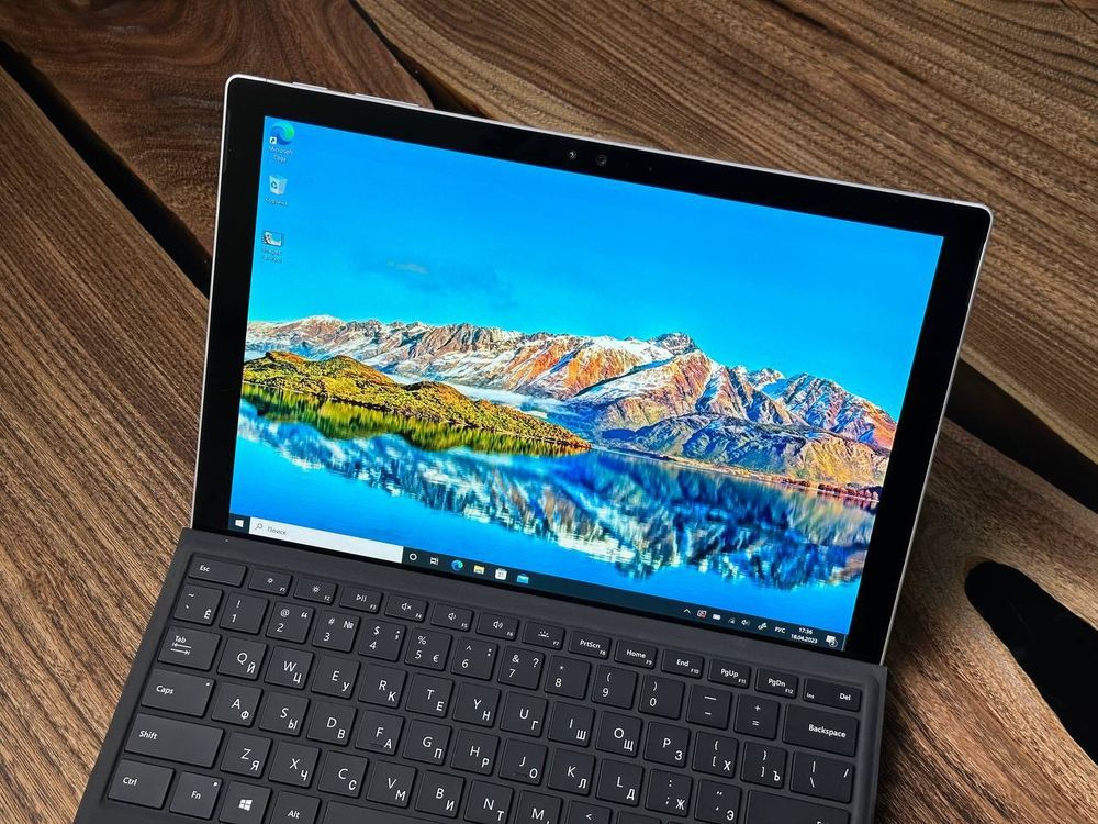 12.5" Ноутбук Microsoft Surface Pro 4 (2736x1824, Intel Core M3-6Y30, RAM 4ГБ,SSD 128ГБ,  Intel HD Graphics 515, Win 10Pro)