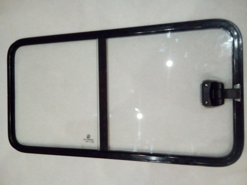 Правая салонная форточка на УАЗ "Буханку" в дверь