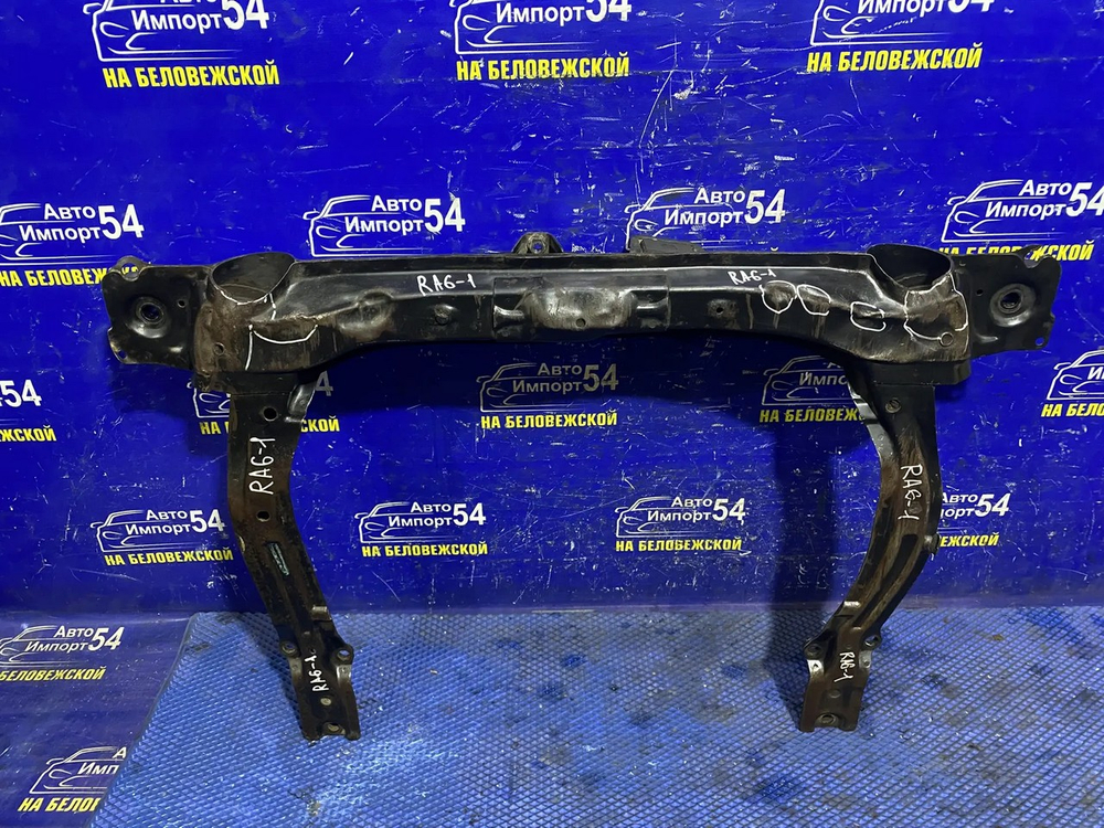 Балка передняя поперечная Honda ODYSSEY 2001