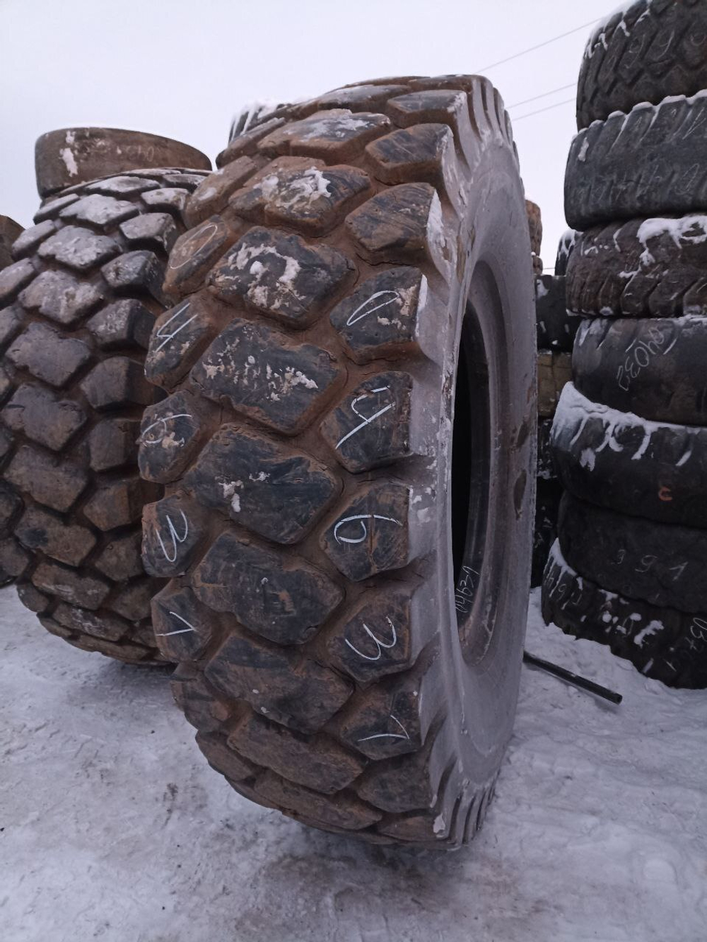 27.00R49 Bridgestone VMTP шина б/у
