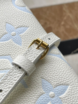Louis Vuitton Onthego BB
