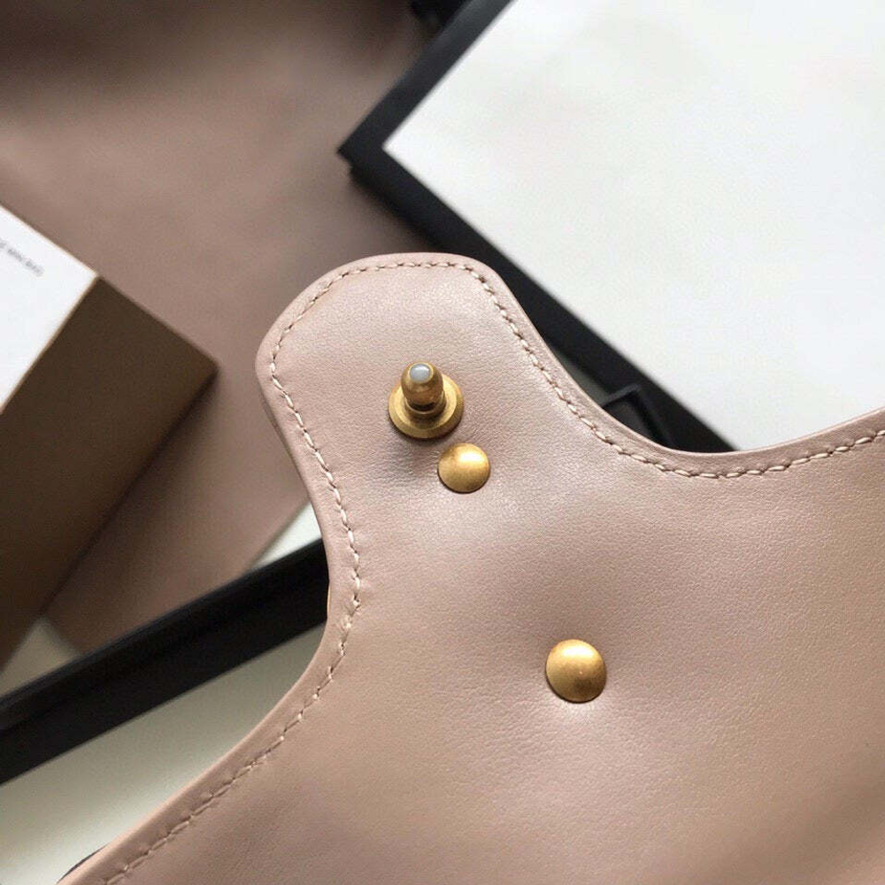 Gucci Marmont 22 cm