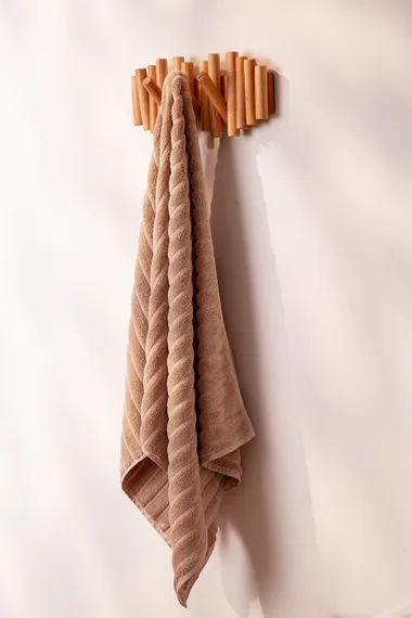 Полотенце банное Waves бежевого цвета Essential, 70х140 см