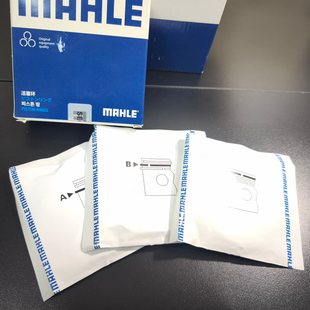 Комплект поршней MAHLE с кольцами VAG 1.6 BSE BGU BFQ