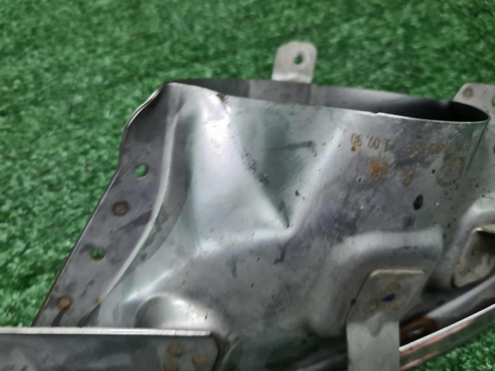 Насадка глушителя правая Hongqi H5 2 (2022-н.в.)