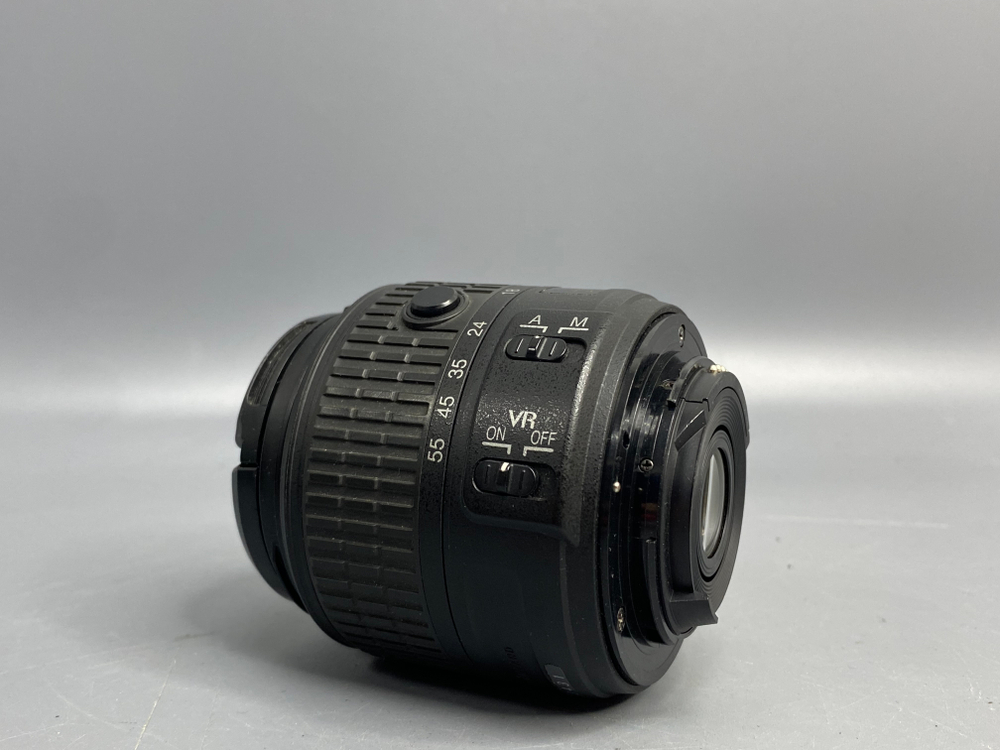 Nikon D3200 Kit + 18-55mm 5.000 кадров