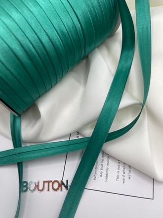 Косая бейка "Gamma" GK-12P 11 - 12 мм №140 изумруд