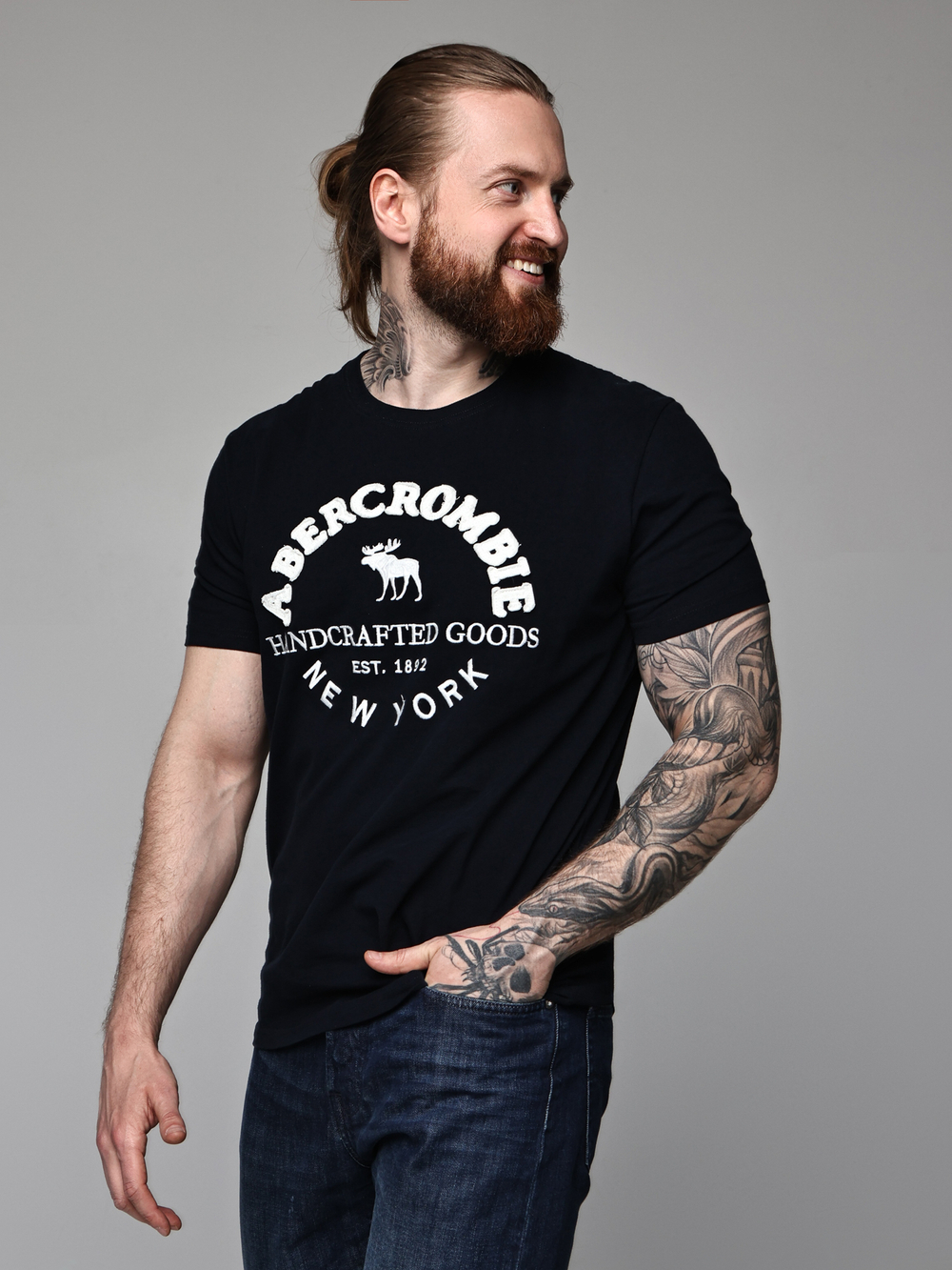 Футболка Abercrombie & Fitch ABF26