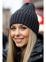 Шапка бини осенняя с отворотом теплая