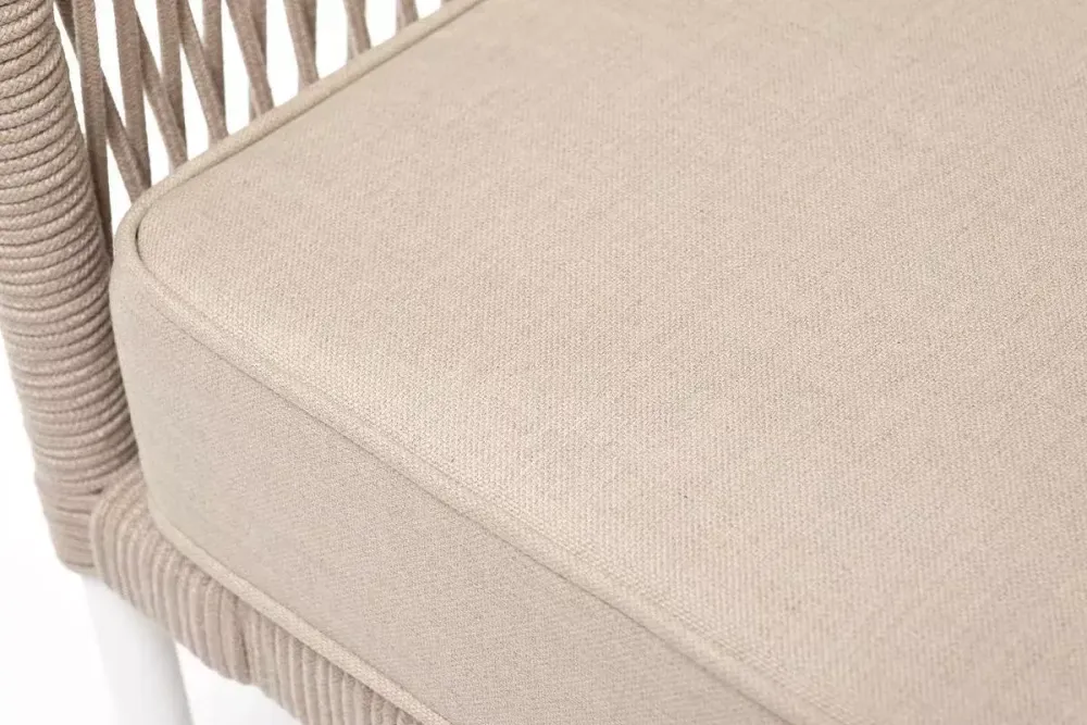 "Канны" кресло плетеное из роупа, каркас алюминий белый муар, роуп бежевый круглый, ткань бежевая 052