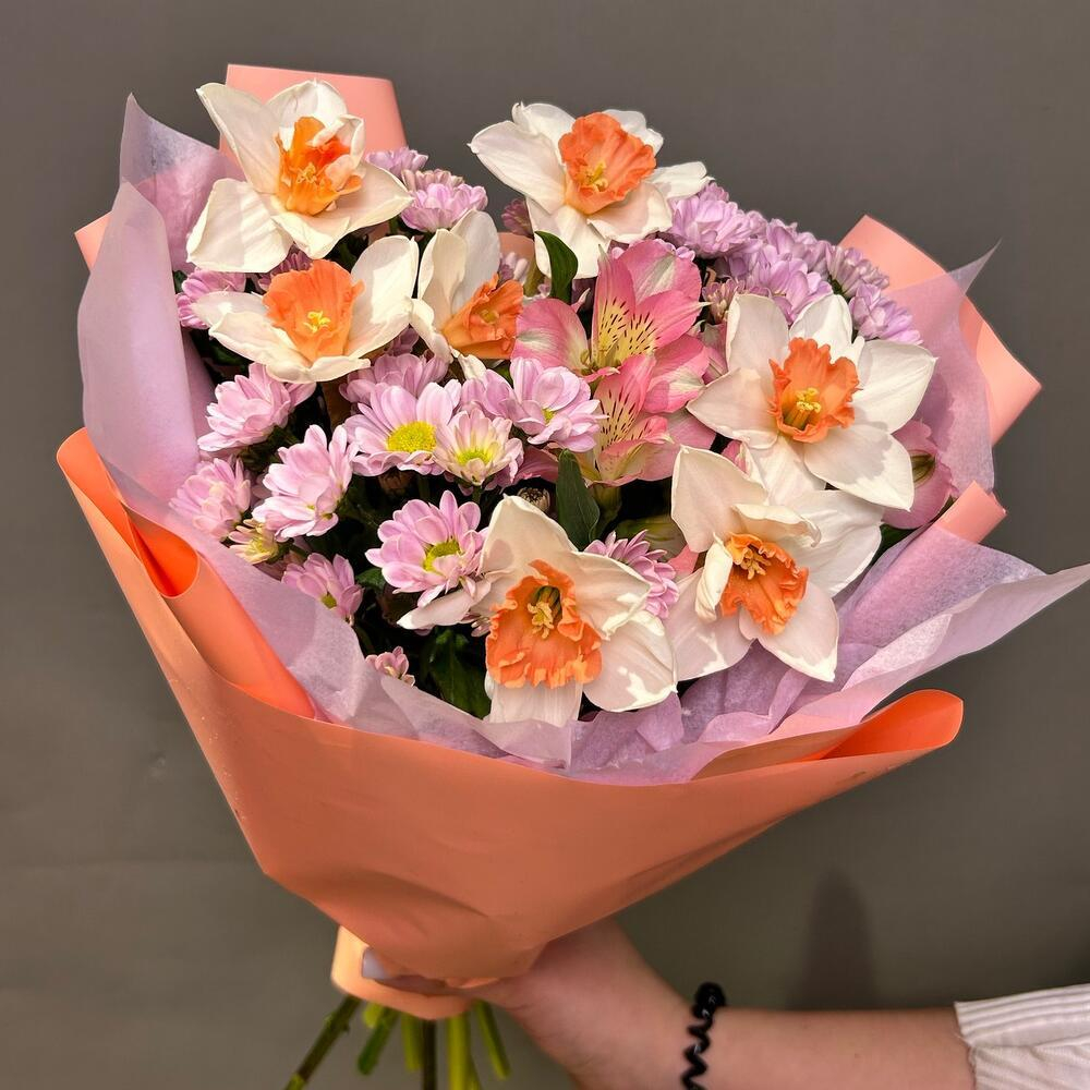 Букет "Бэлла" (Нарциссы и ромашки)