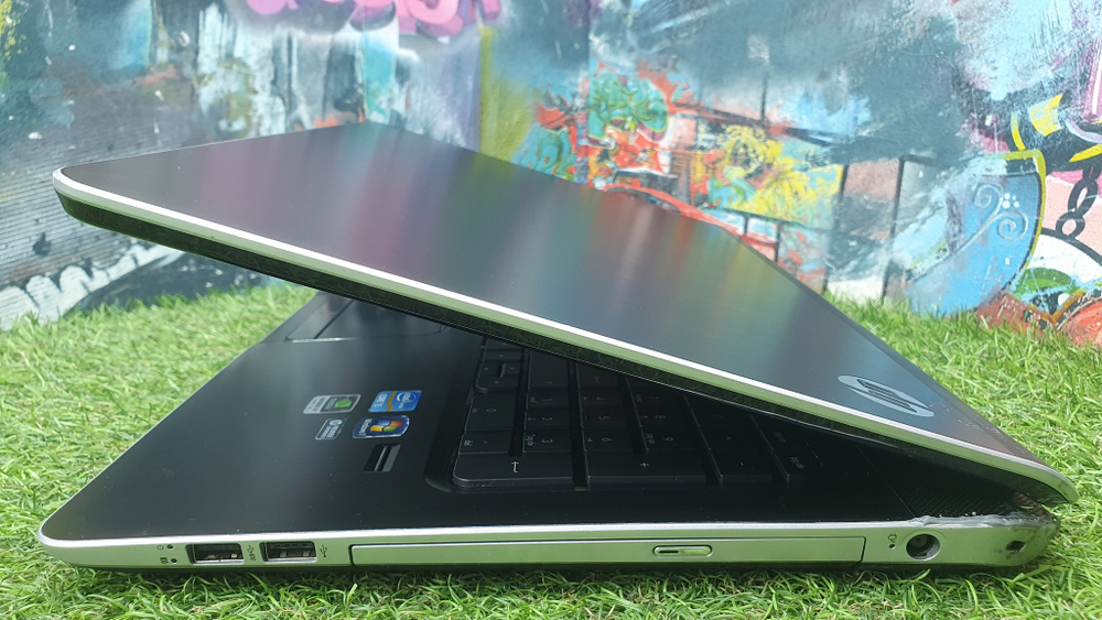 17.3" Ноутбук HP i5/4 Gb/GT 630M покупка/продажа